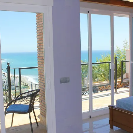 Vista Lara * Nerja